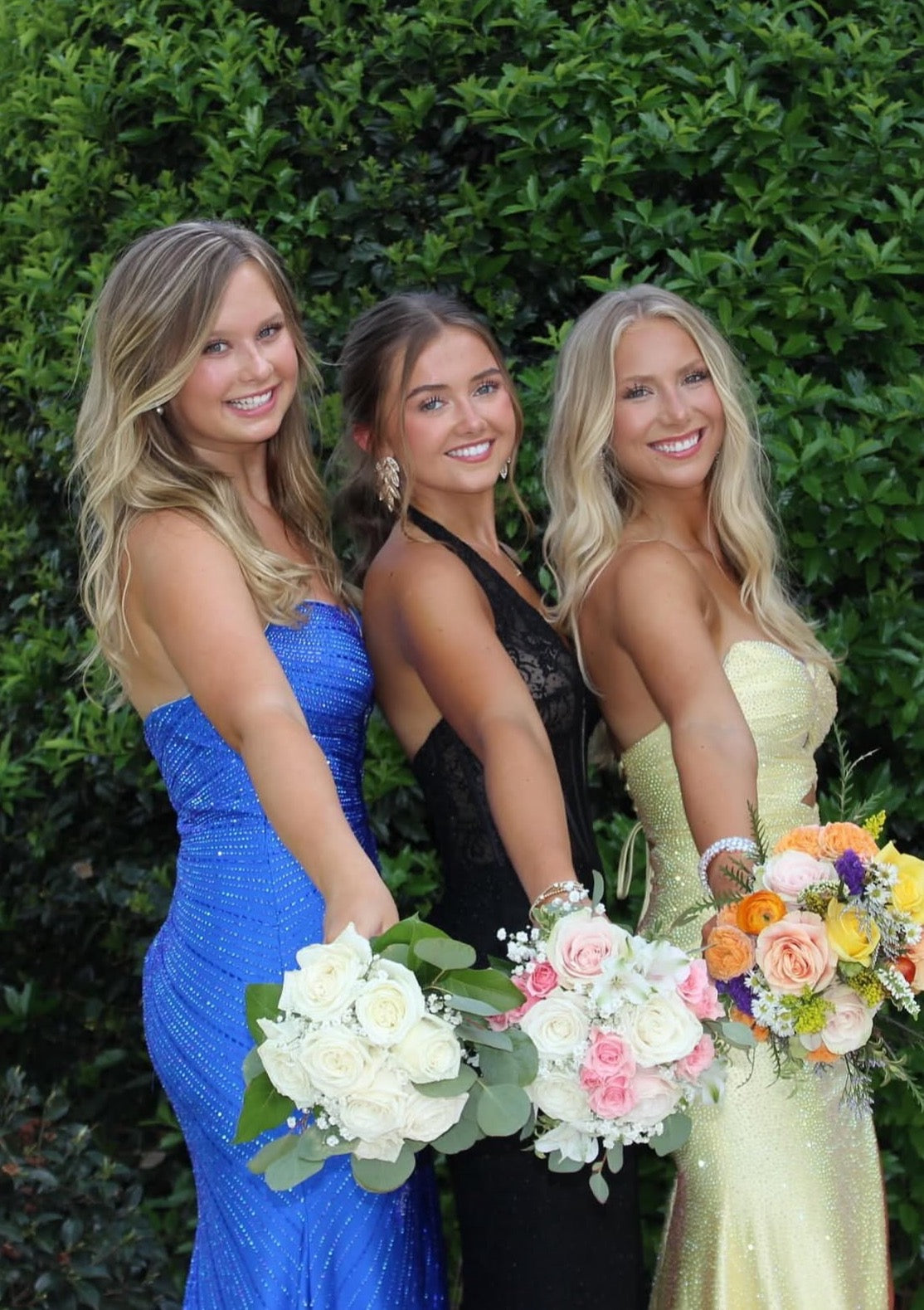 DRESSES